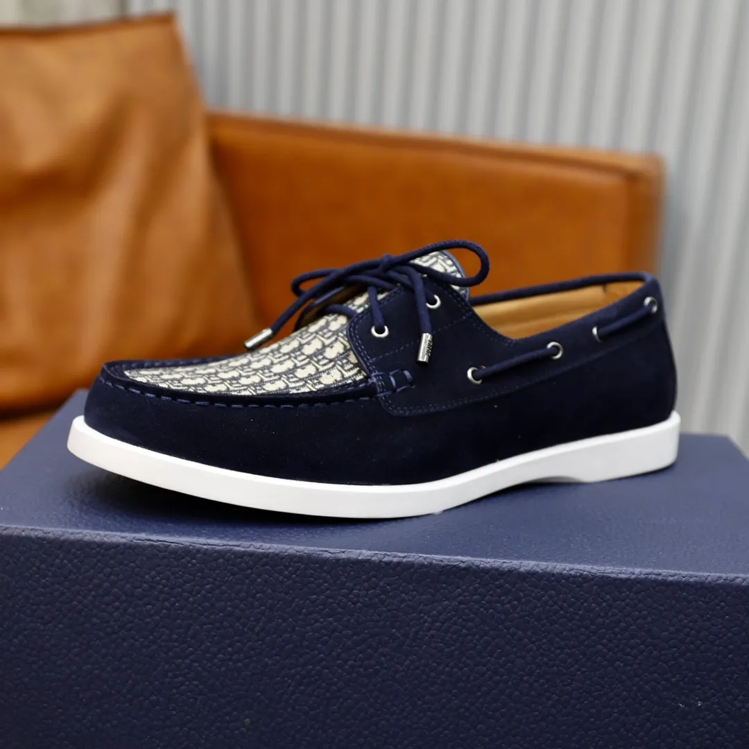 Ex-factory price: 540🙅‍♂️🙅‍♂️🙅‍♂️ Brand: Dior DIOR Standard code: Men's code 38/44 (45 can be customized) Grade: Same as the official website Material: Original cowhide stitching, cowhide lining, original TPU wear-resistant soft outsole Style categories: Leisure and sports version, footwear for driving, young fashion, European and American trends, British style Color: actual picture color
